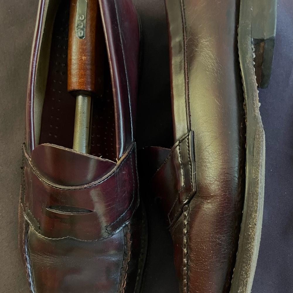 Men’s Bass Weejuns Penny Loafers—Burgundy—_Size 10.5 M